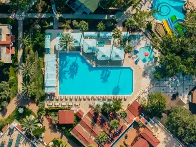 Pirate's Beach Club - 9
