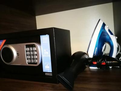 Simon's Boutique - 13