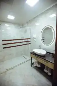 La Corne Baku - 10