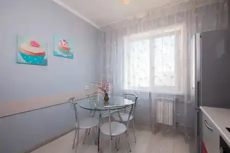 на Батурина 19 - 11