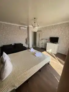 Леона - 0