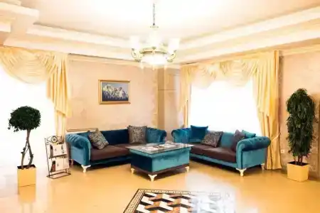 Grand Sapphire - 12
