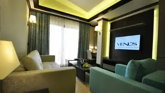 Venus Thermal Boutique - 74