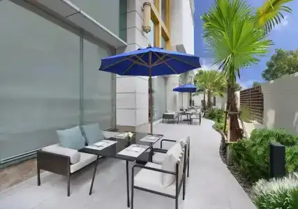 Centre Point Sukhumvit 10 - 30