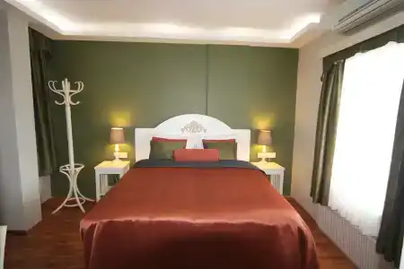 Away Suites - 10