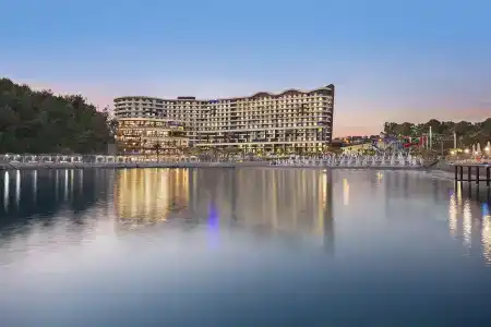 Mylome Luxury & Resort - 3