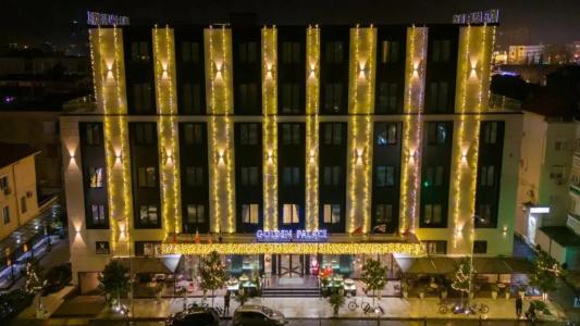 Golden Palace - 0