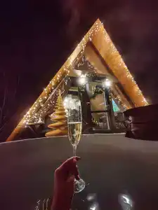 Глэмпинг A-frame на холме - 3
