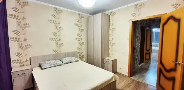 3 комн квартира Степная 100 - 45