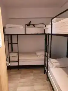 Kuyu Beergarden Hostel - 6