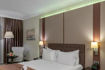 Ramada & Suites by Wyndham Istanbul Merter - 12