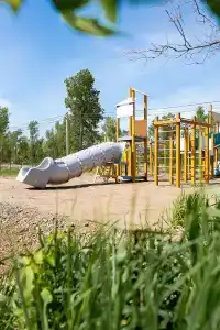 Видное место - 44