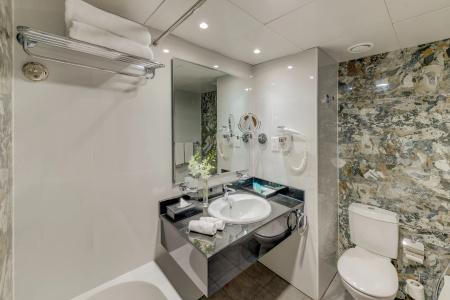 Hawthorn Suites by Wyndham Abu Dhabi City Center - 44