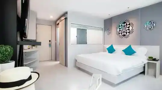 The Crib Patong - 40