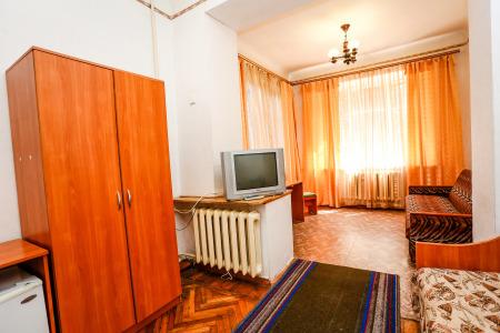 Алуштинский - 24