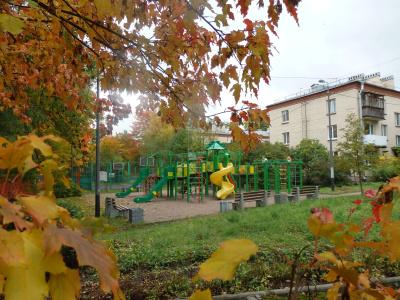 на Средней, 40 - 23