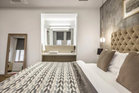 Ansen and Suites - 24
