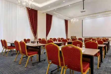 Ramada by Wyndham Shymkent - 28