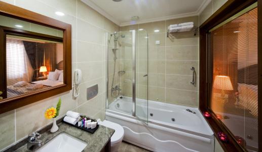 Glk Premier The Home Suites & Spa - 59