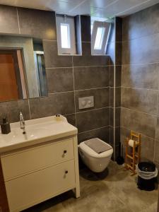El Mundo Suites - 45