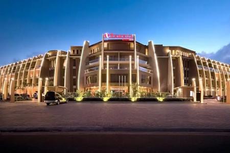 Ramada By Wyndham - 0