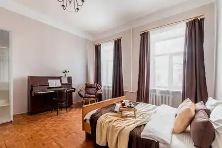 Шикарная двухкомнатная квартира в центре - 18