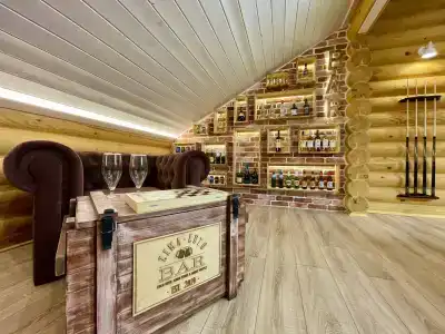 Шикарный новый дом с бильярдной и озером с пляжем! - 10