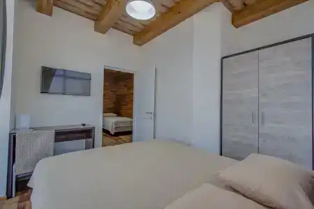 Hillside Karakol B&B - 5