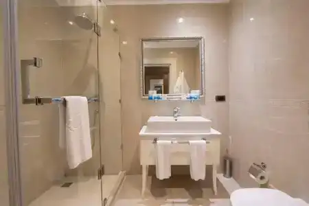 Sapphire Inn - 10