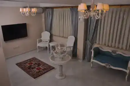 Divani Ali - 19