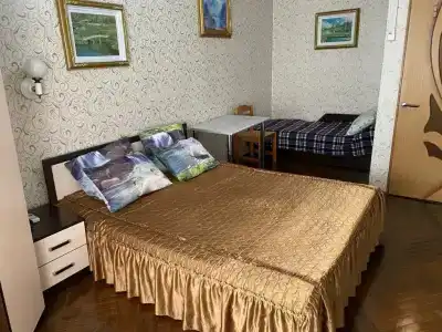 103 Горького 27 - 1