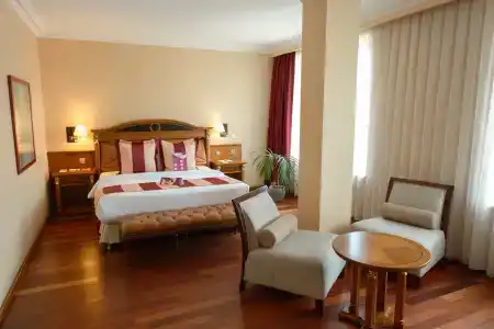 Crowne Plaza Minsk - 28