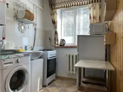 103 Горького 27 - 11