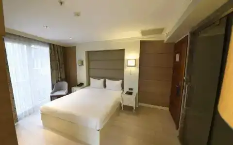 Le Mirage - 9