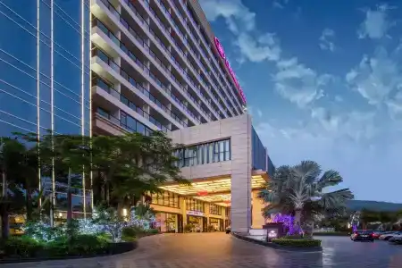 Crowne Plaza Sanya City Center, An Ihg - 3