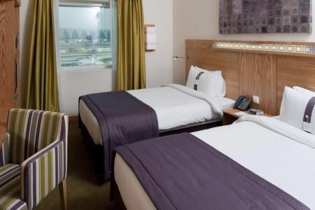 Holiday Inn Express Dubai Airport, An Ihg - 4