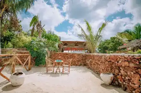 Tropicana Beach - 6