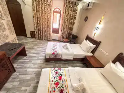 Ayub - 26