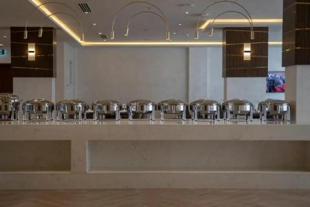 The Plaza & Resort - 33