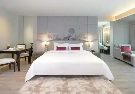 Centre Point Sukhumvit 10 - 18