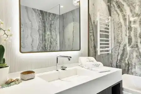La Fleur Boutique - 17
