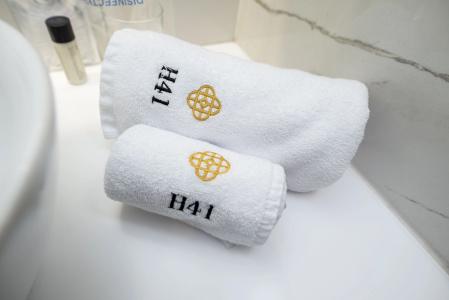H41 Luxury Suites - 20