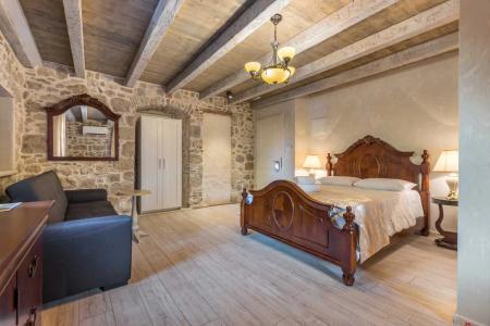 Heritage Palace Varos - Mag Quaint & Elegant Boutiques - 131