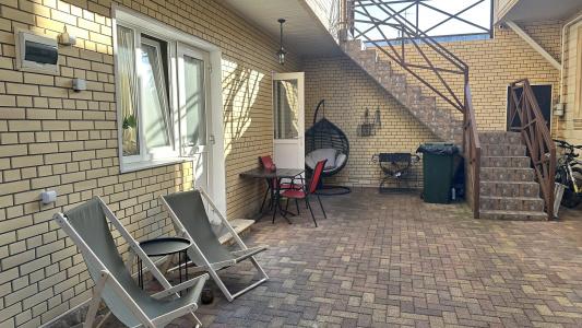 LavHouse - 3