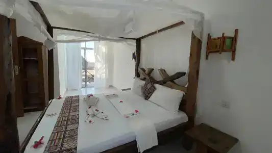 Tropicana Beach - 44