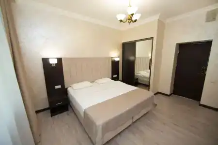 Голицын Клуб - 183