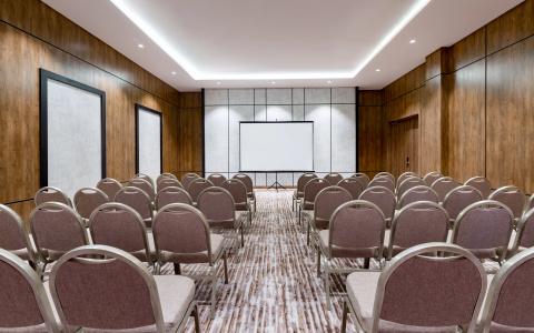 Hilton Garden Inn - 47