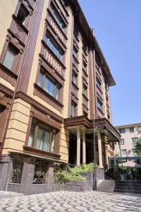 Royal Residence - 2