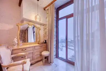 Alpine Castle - 20