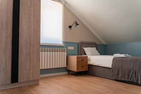 b&b - 46